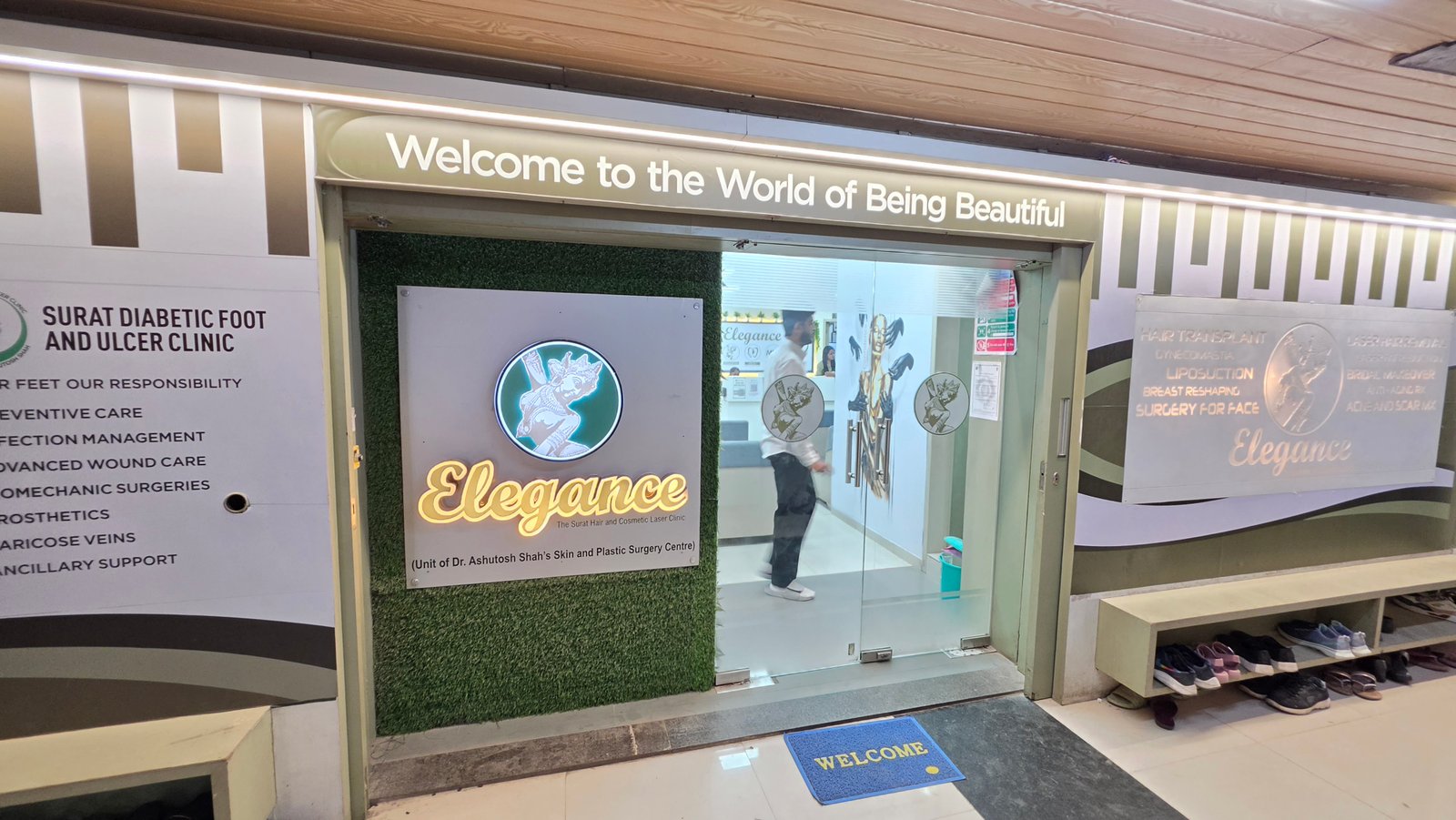 Elegance Clinic Surat, Welcome lobby
