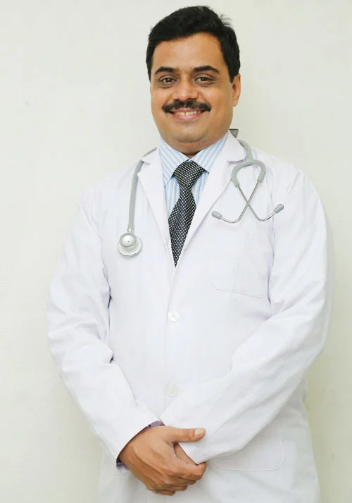 Dr. Ashutosh Shah, plastic and cosmetic surgeon, founder of Elegance Clinic Surat