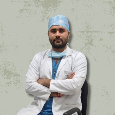 Dr. Akhil Sharma, Associate Surgeon at Elegance Clinic Surat